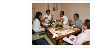 ���������X�Ŏd���ւ̎v����M����钆�J�